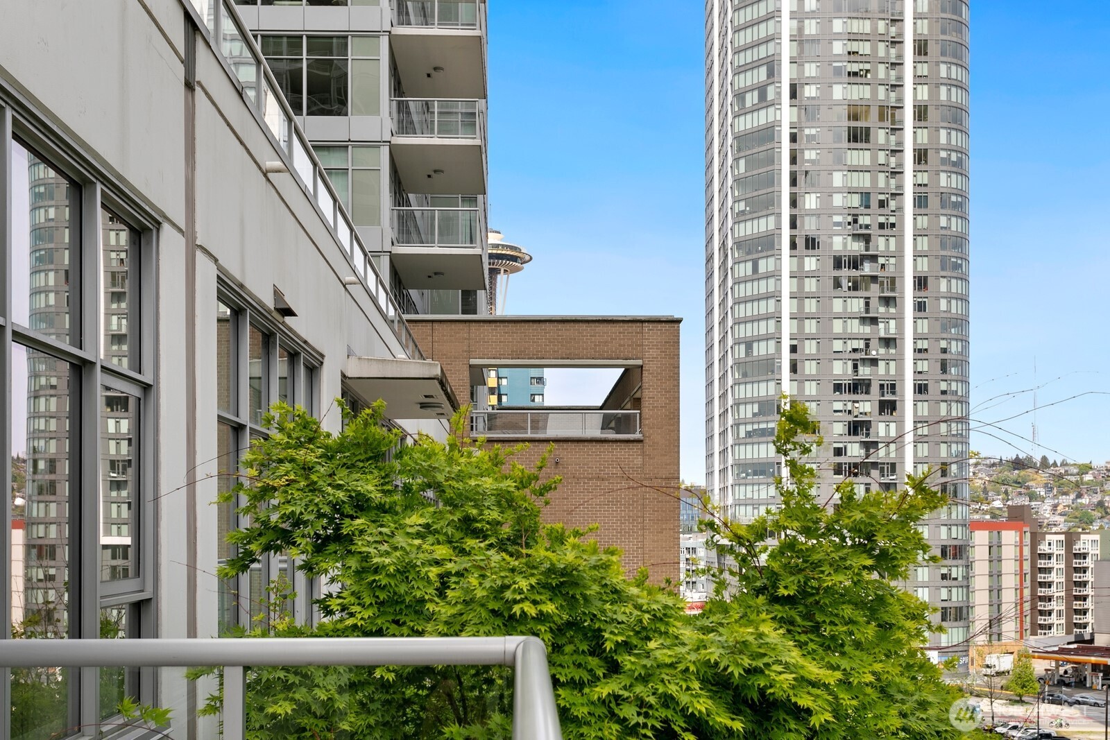 588 Bell Street Unit: 801s