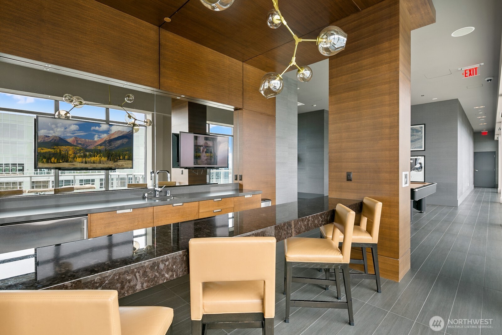 588 Bell Street Unit: 801s
