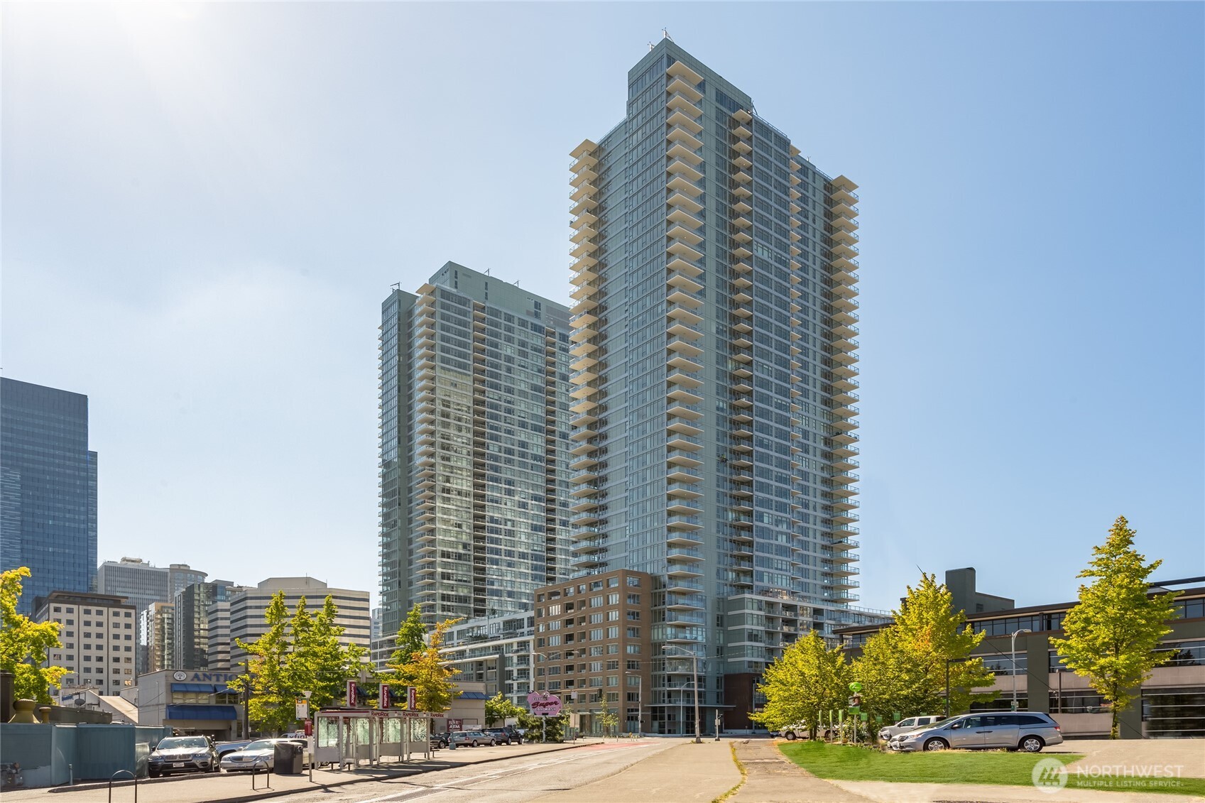 583 Battery Street Unit: 2905N