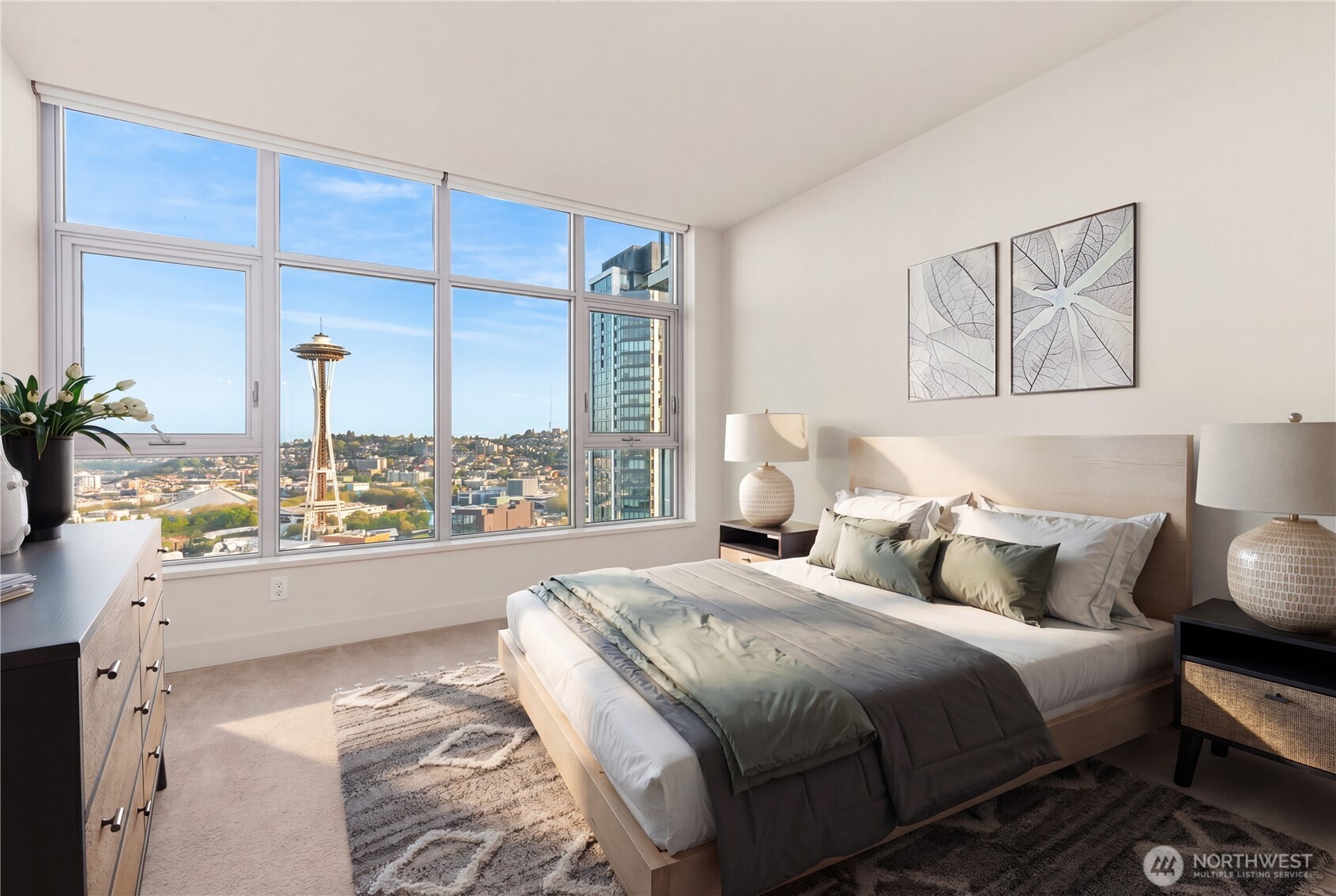 583 Battery Street Unit: 2905N