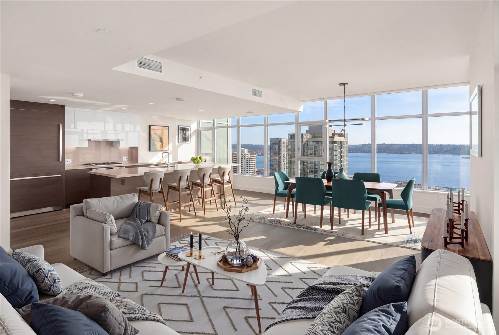 583 Battery Street Unit: 2905N