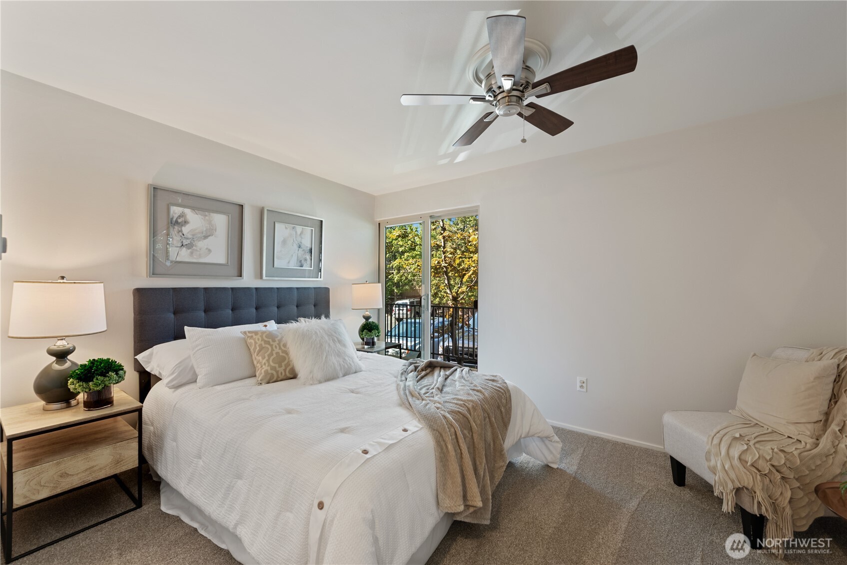 11006 NE 68th Street Unit: 812