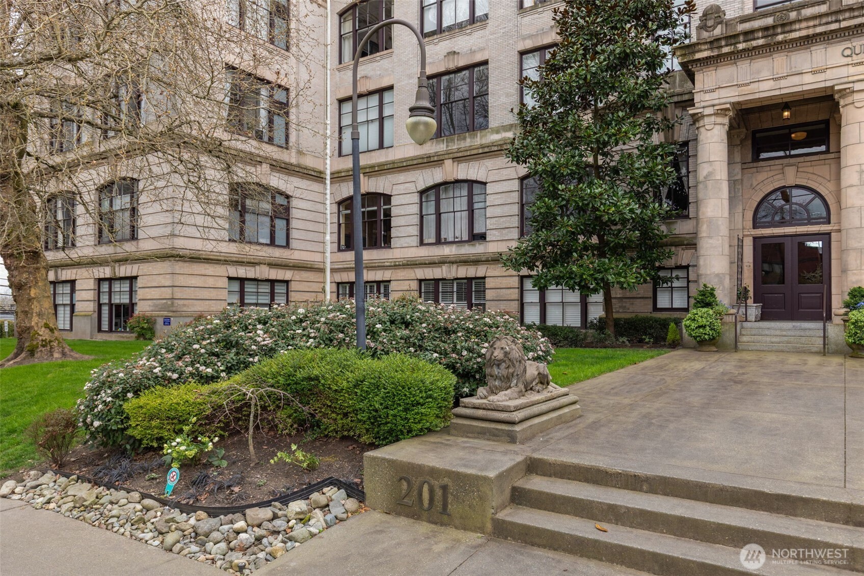 201 Galer Street Unit: 436