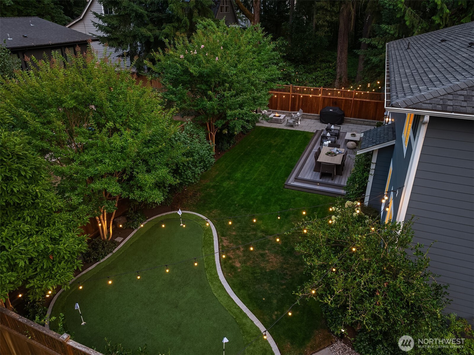 12033 NE 70th Street