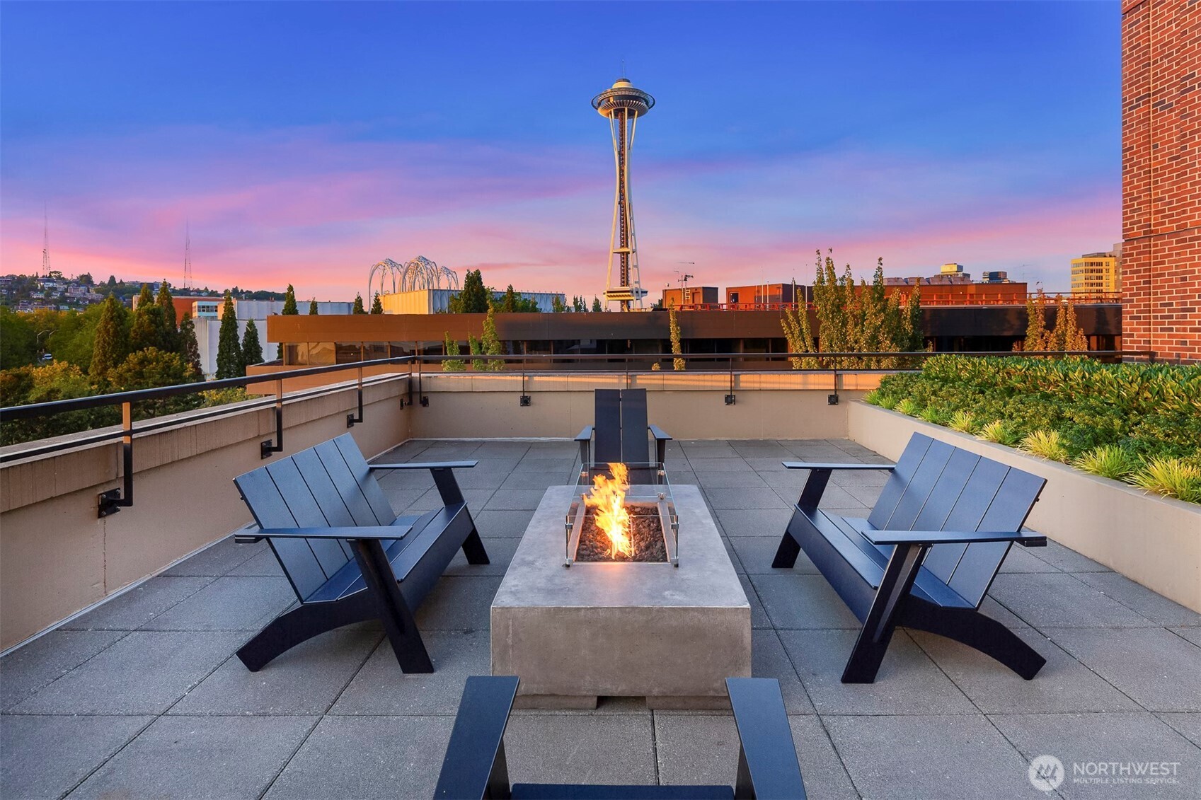 2911 2nd Avenue Unit: 902