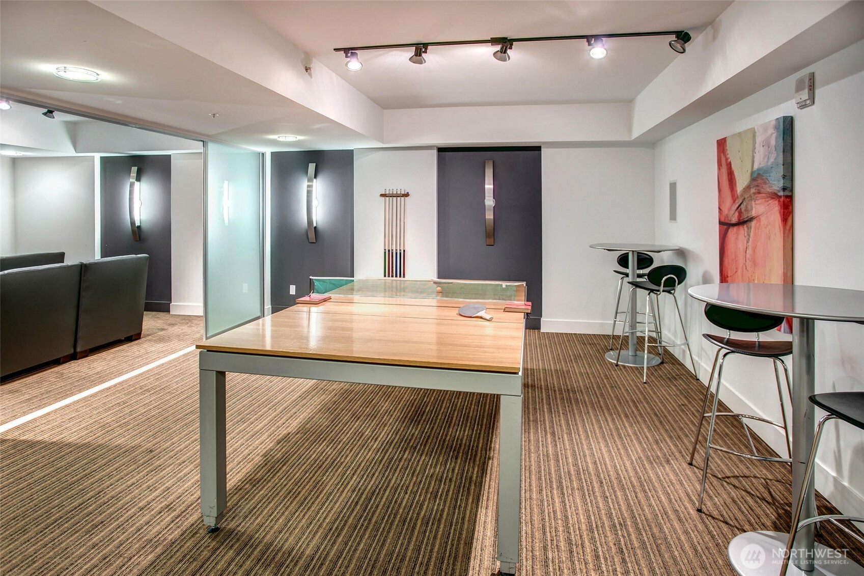 2911 2nd Avenue Unit: 902