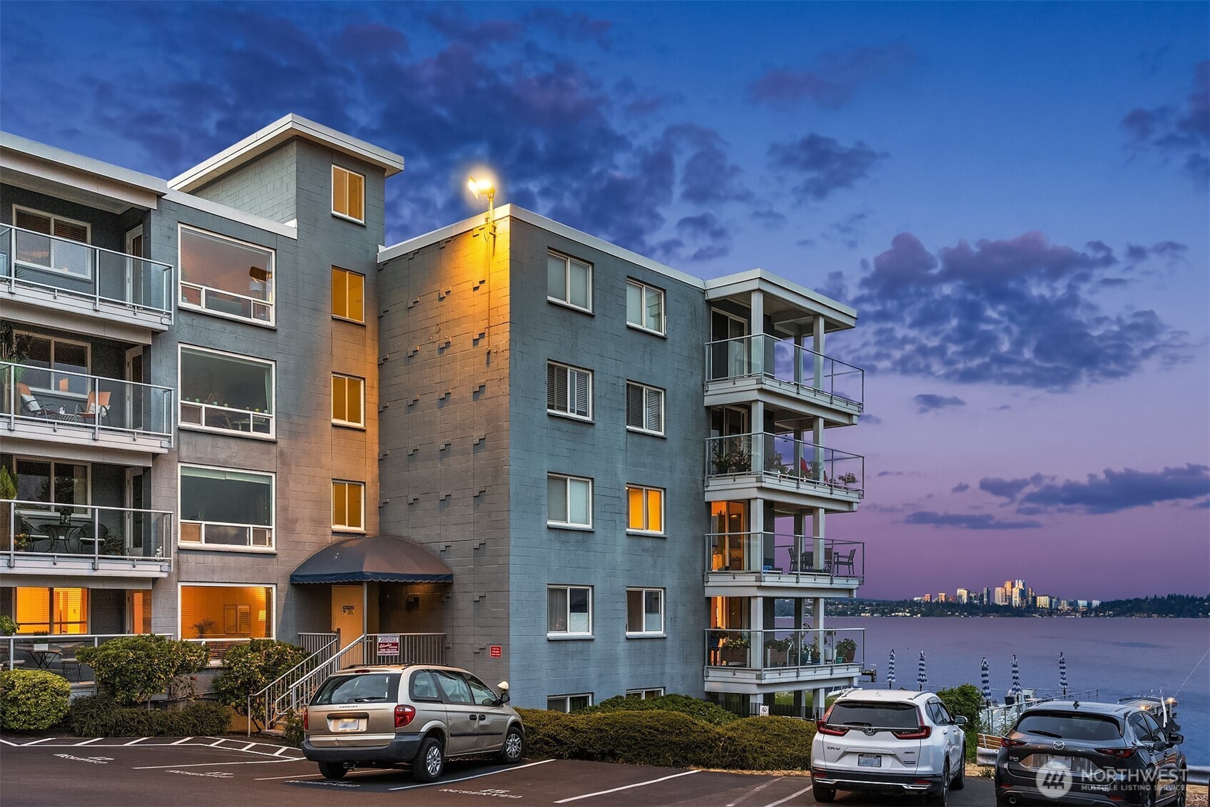 720 Lakeside Avenue S Unit: 106