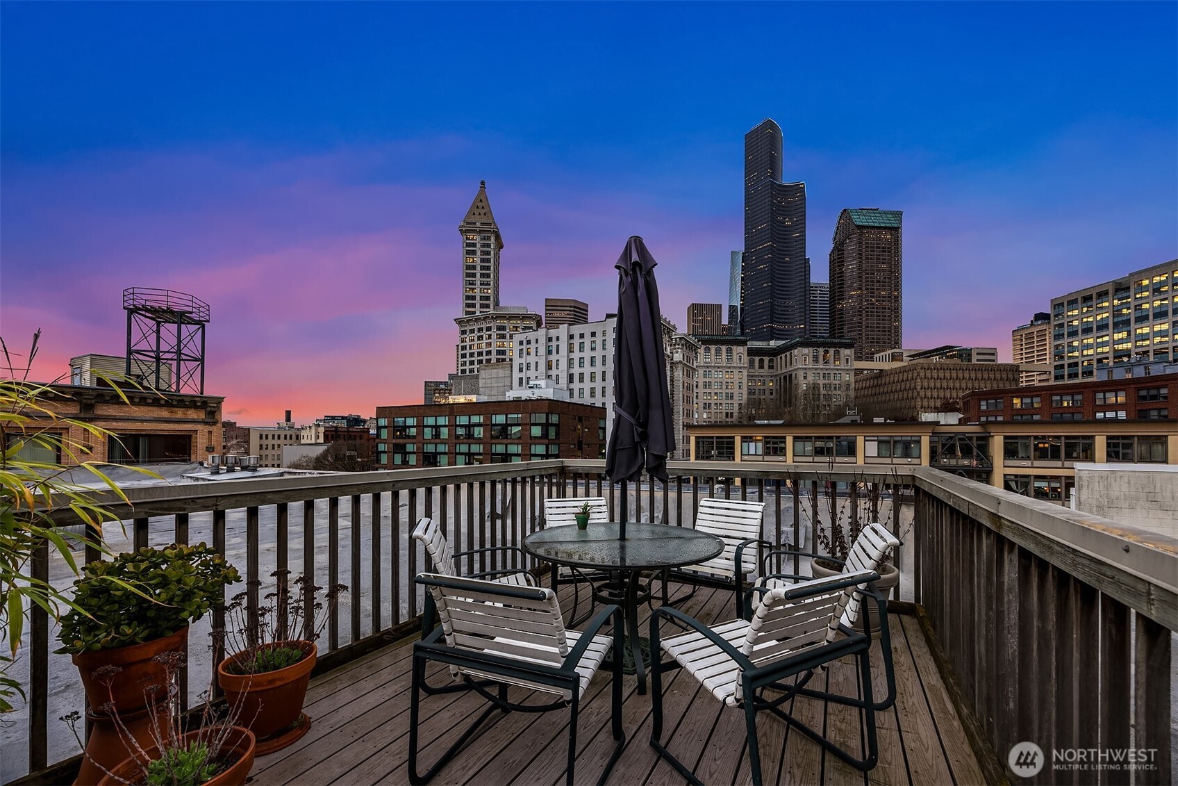 210 3rd Avenue S Unit: 2C