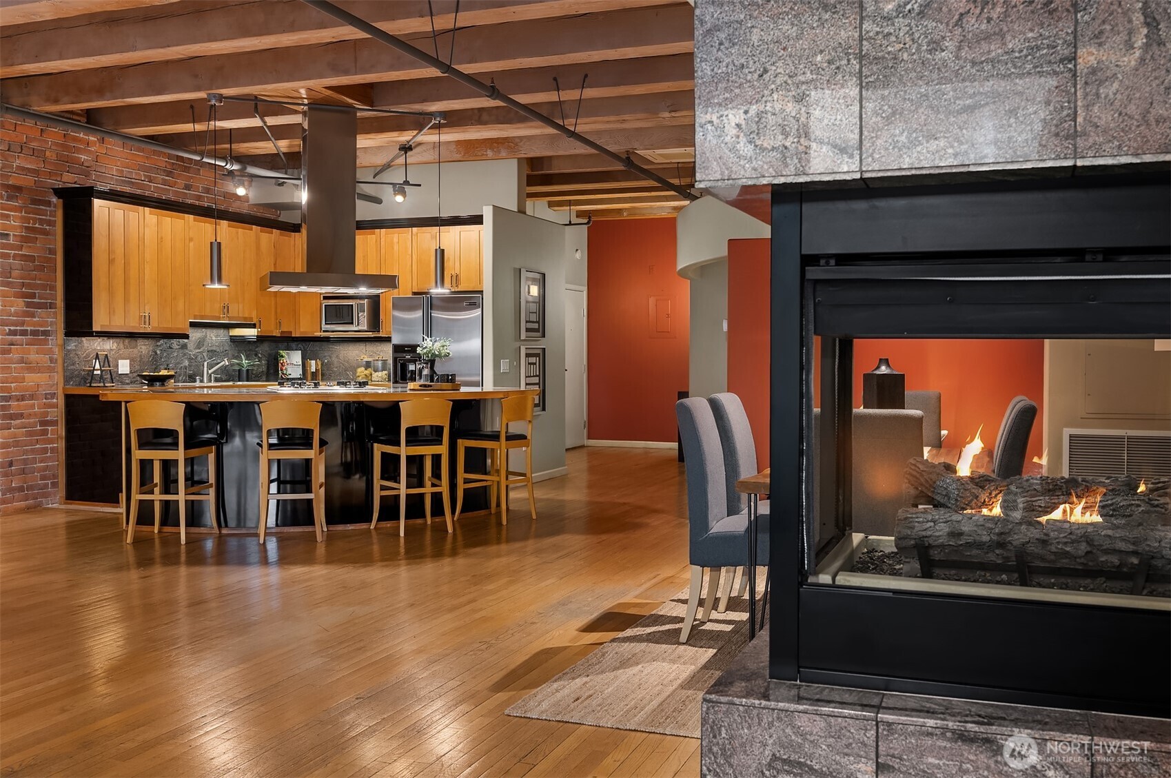 210 3rd Avenue S Unit: 2C