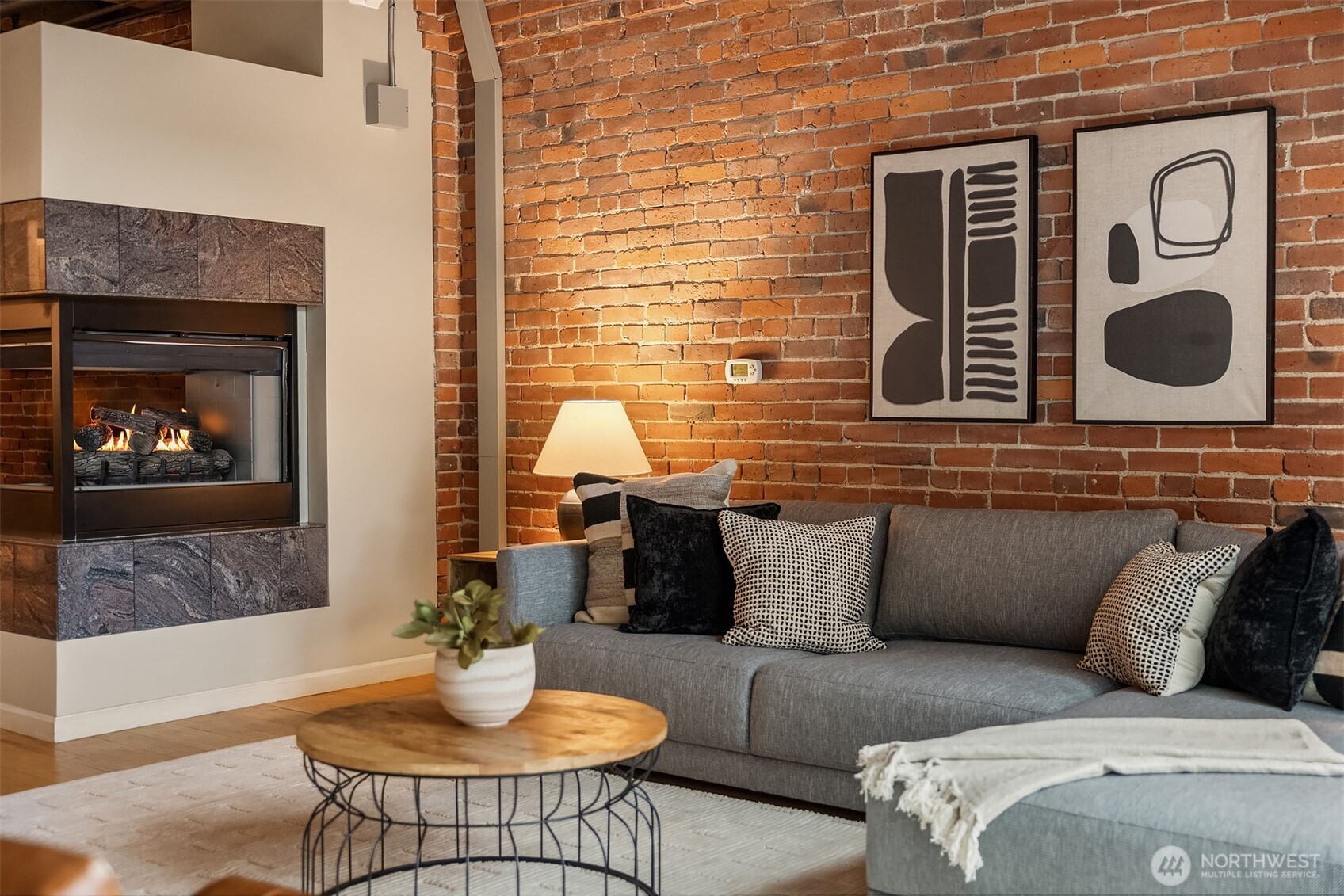 210 3rd Avenue S Unit: 2C