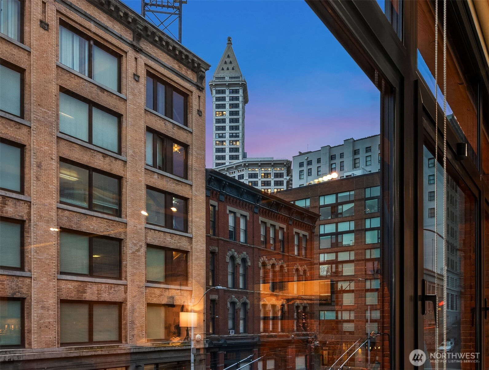 210 3rd Avenue S Unit: 2C