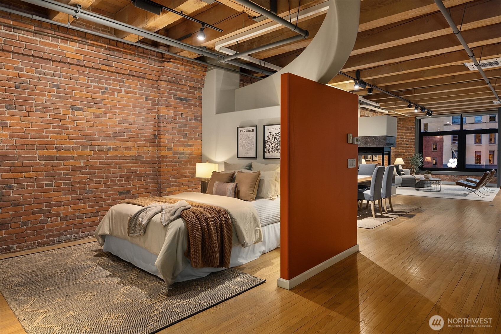 210 3rd Avenue S Unit: 2C