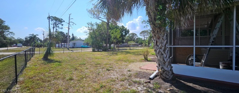 2425 Case LN