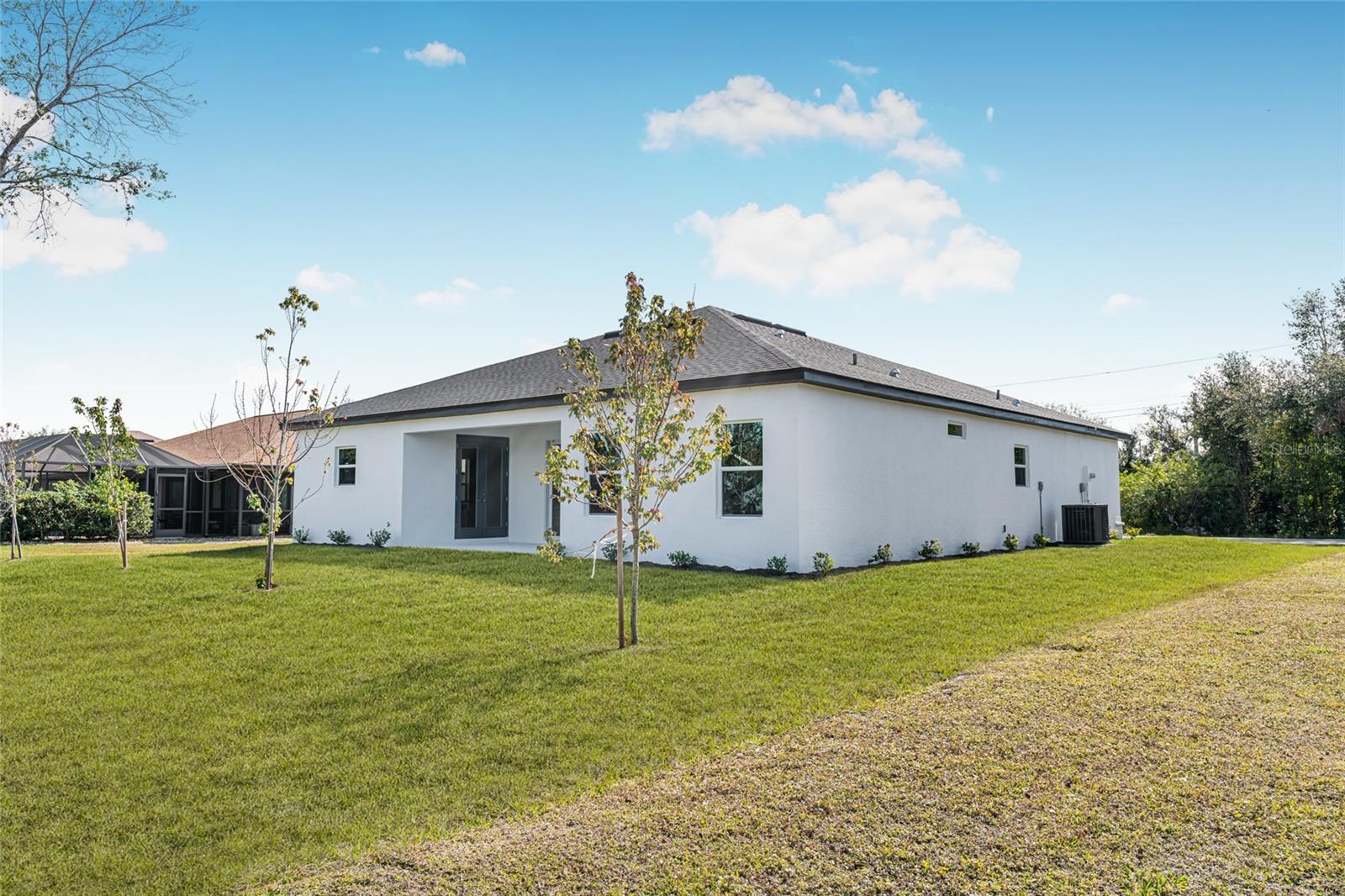 514 SANTIGUAY ST