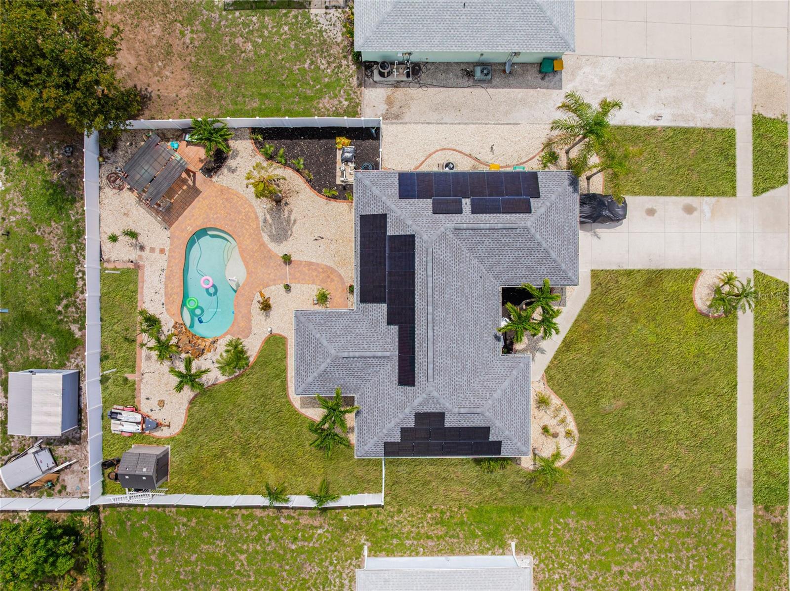 6178 COLISEUM BLVD