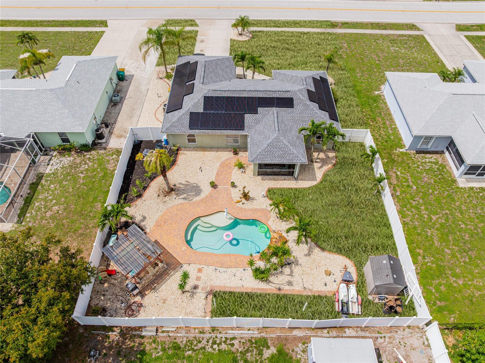 6178 COLISEUM BLVD