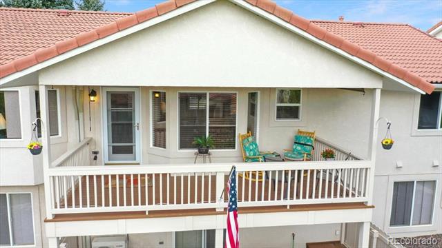 152 Las Lunas Street