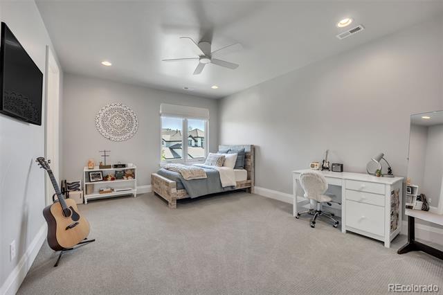 10095 S Shadow Hill Drive
