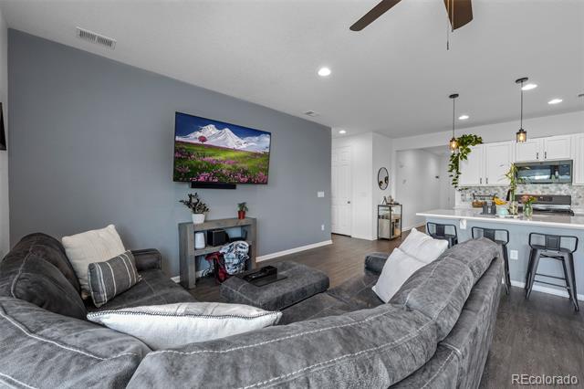 144 Vista Cliff Circle