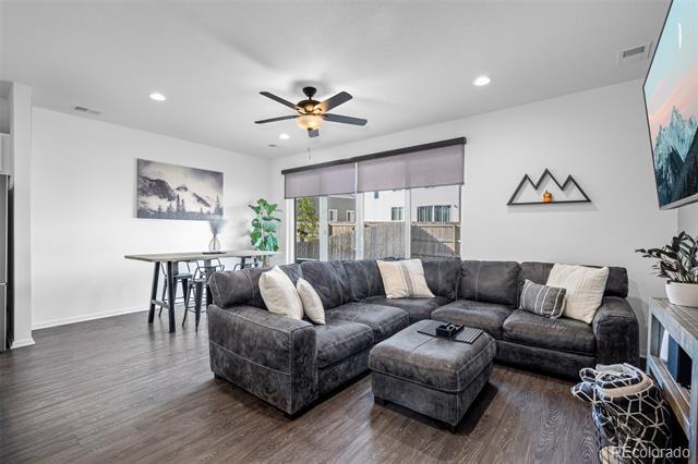 144 Vista Cliff Circle