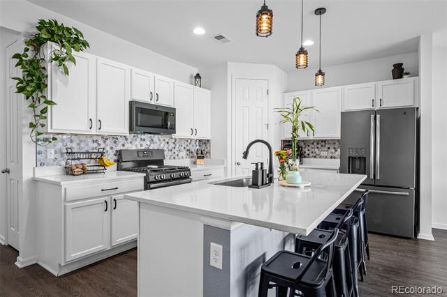 144 Vista Cliff Circle