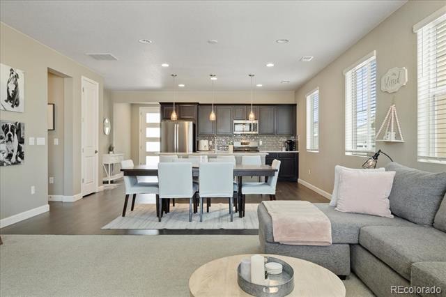 3887 Grand Baker Street