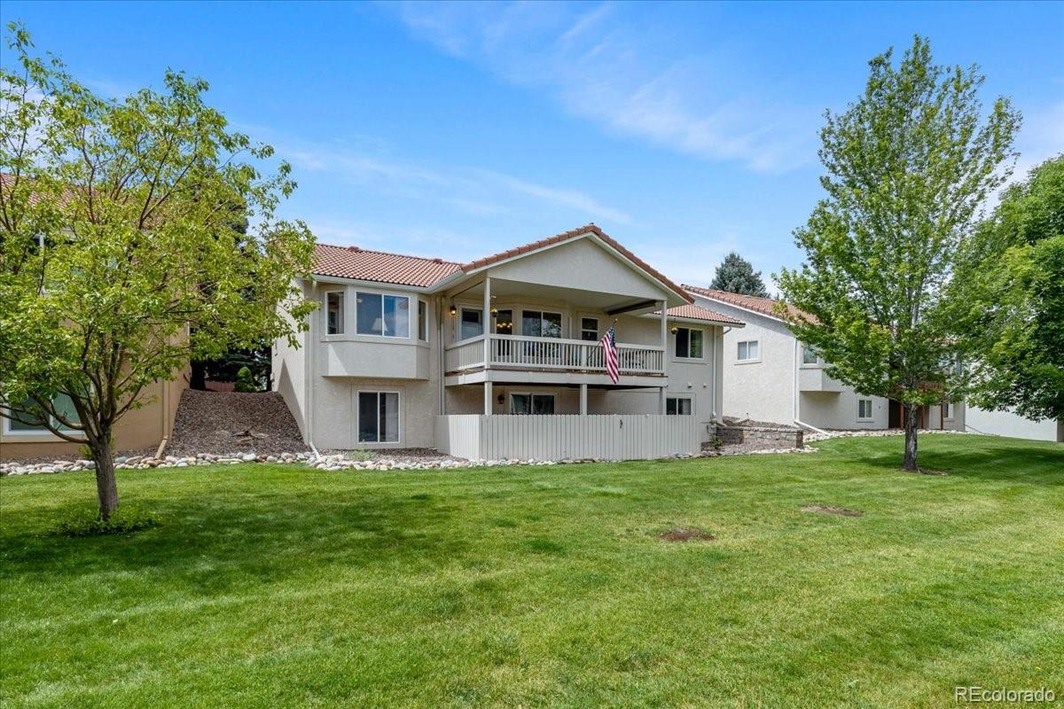 152 Las Lunas Street