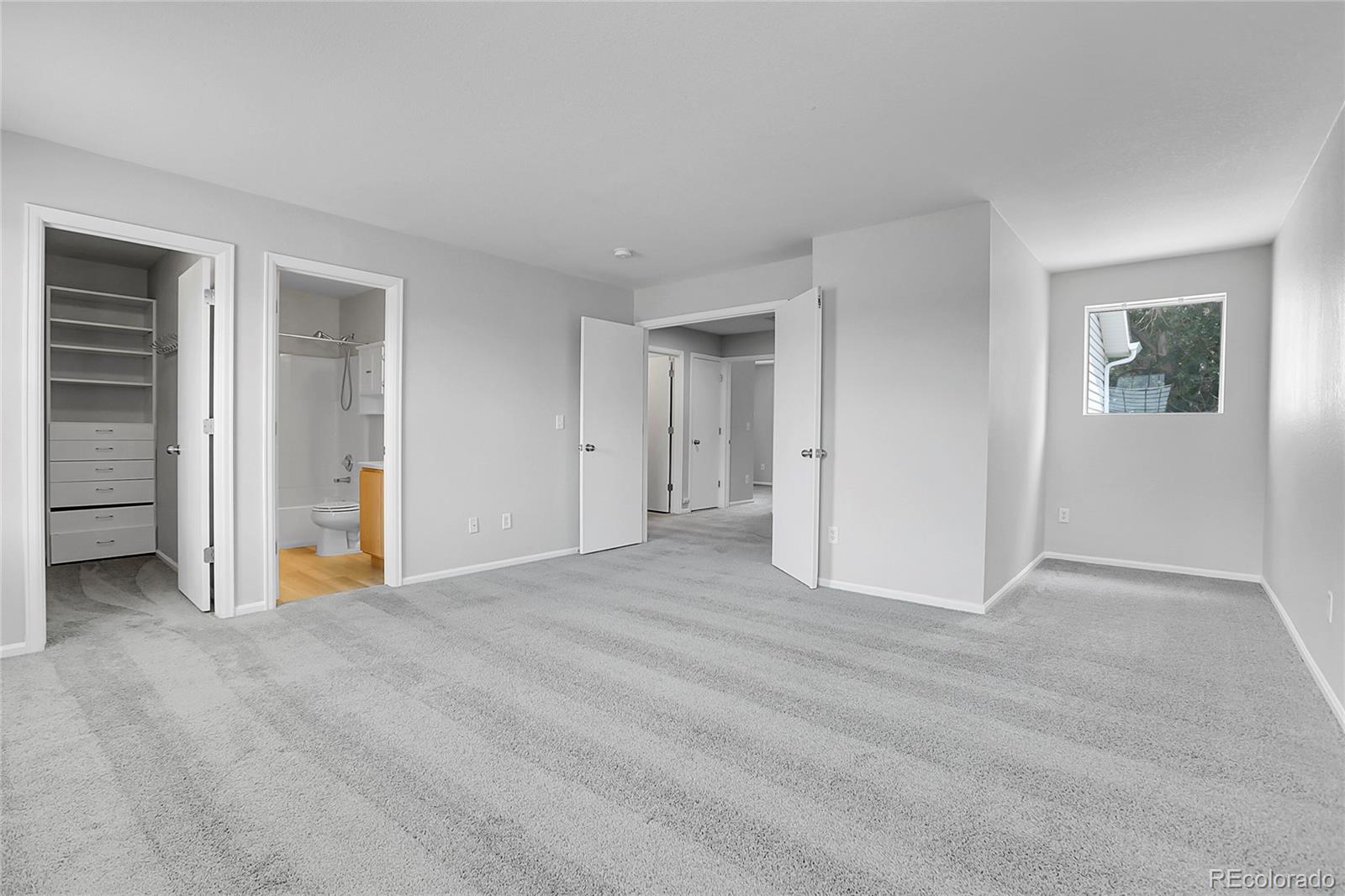 7977 S Kittredge Street