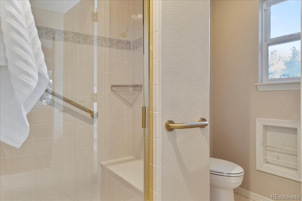 7649 Pineridge Terrace