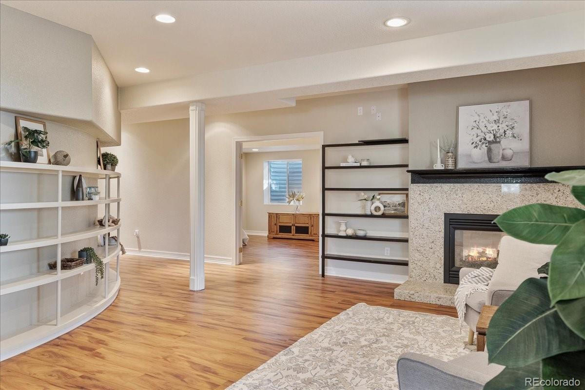 7649 Pineridge Terrace