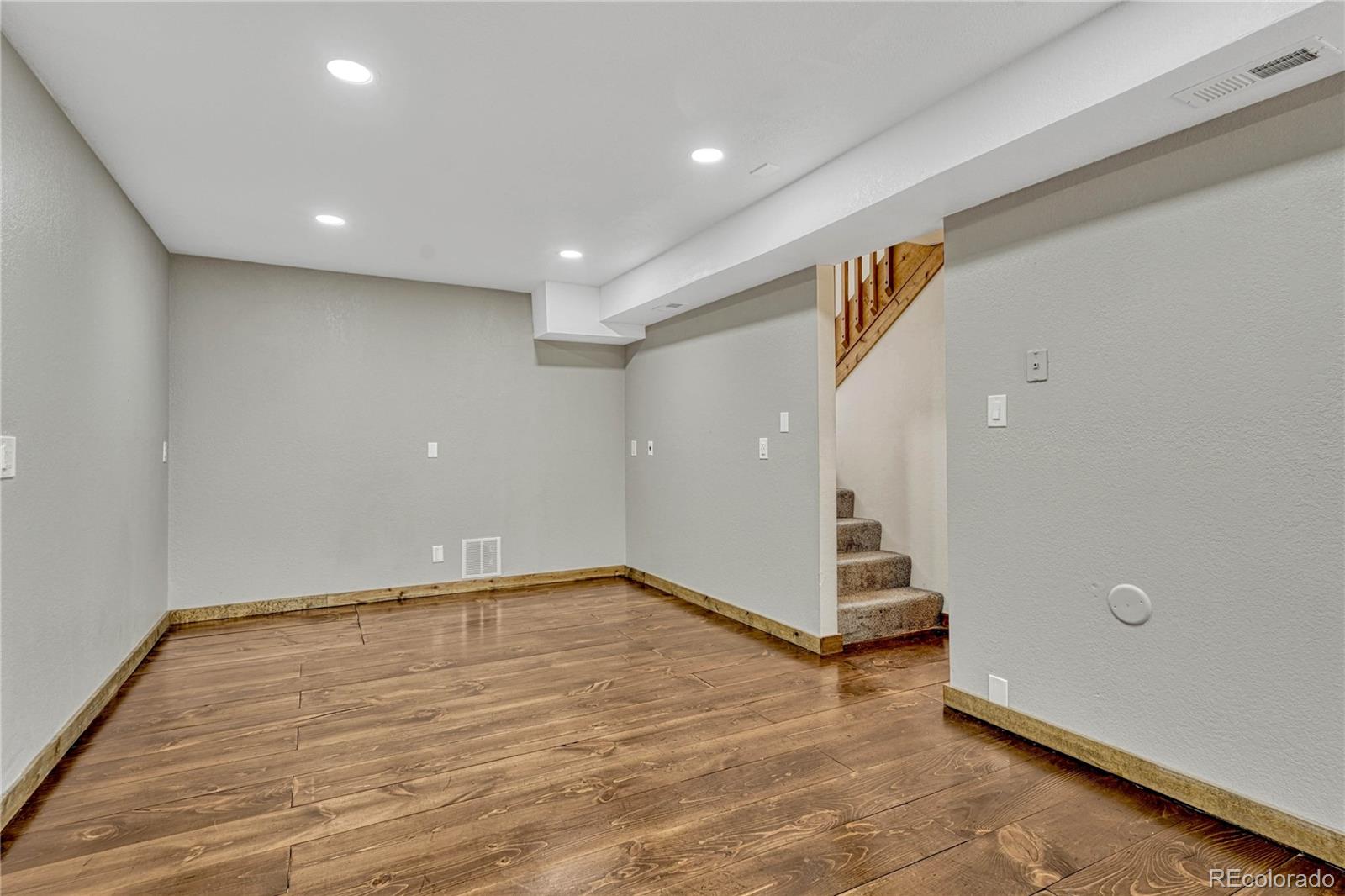 19 E Pine Drive