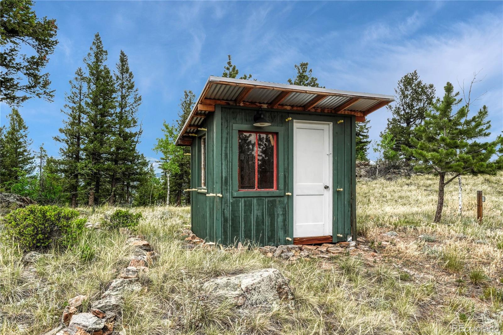 19 E Pine Drive