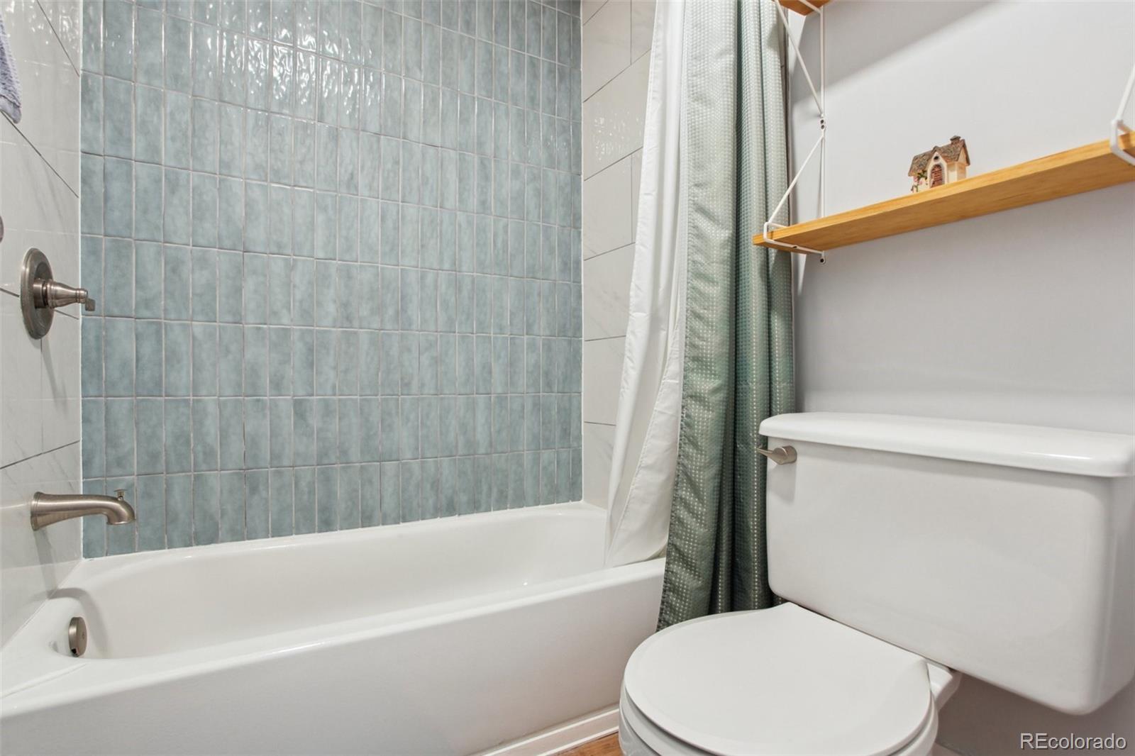 579 Wright Street Unit: 204