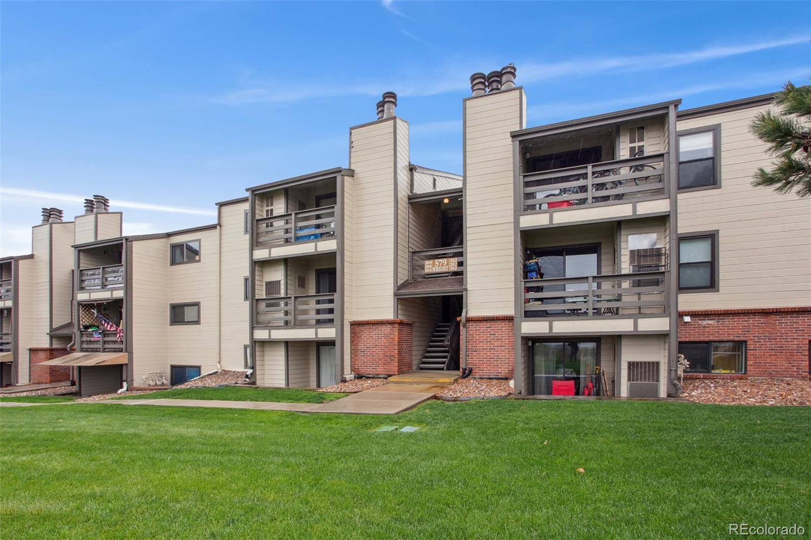 579 Wright Street Unit: 204
