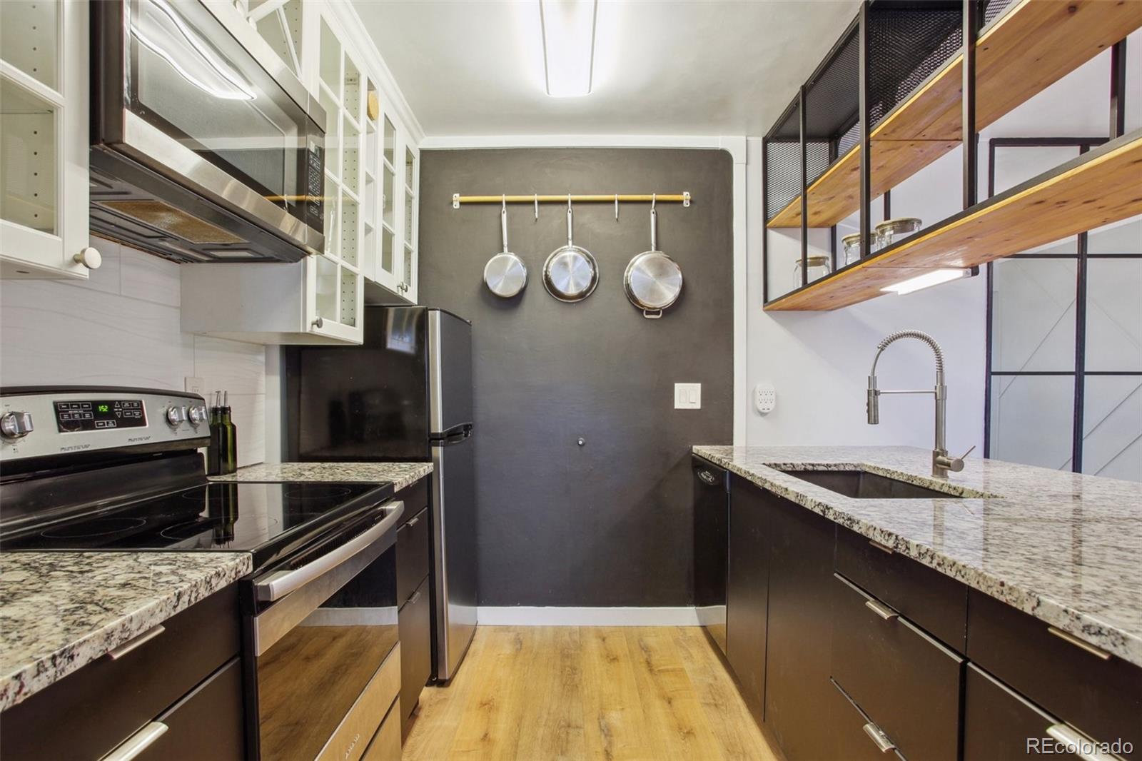 579 Wright Street Unit: 204