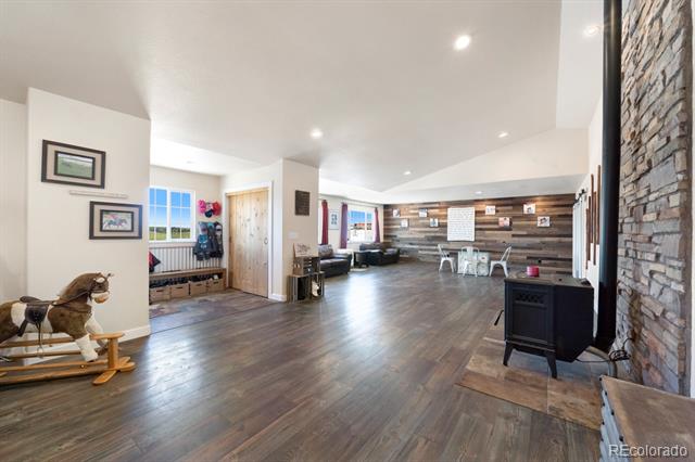 5101 Blue Bell Trail