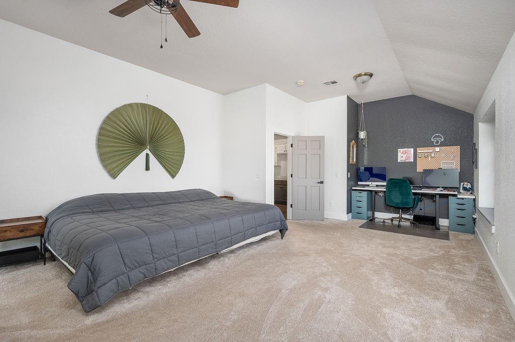 1951 W Trent Court Way