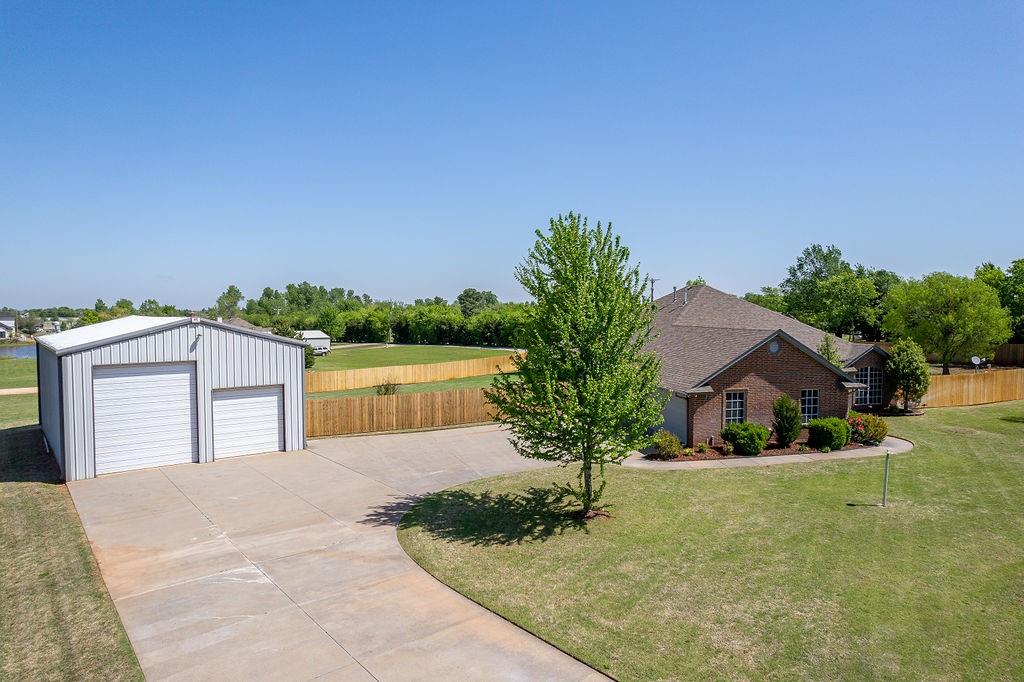 1951 W Trent Court Way