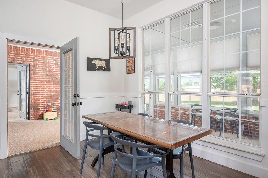 1951 W Trent Court Way