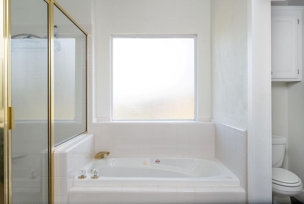 1951 W Trent Court Way