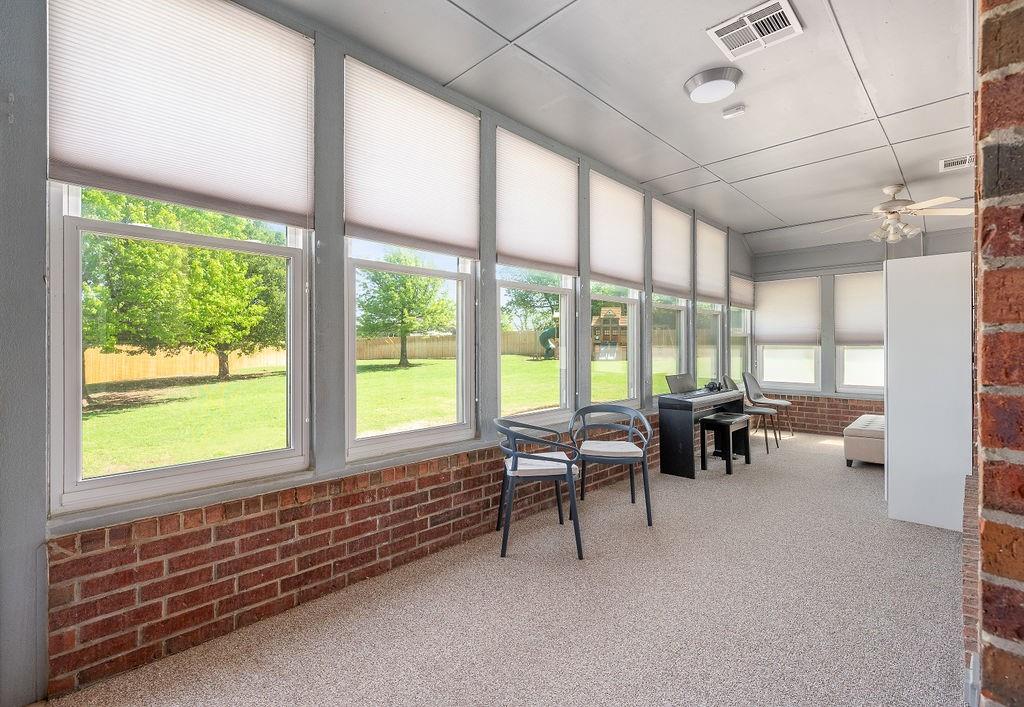 1951 W Trent Court Way