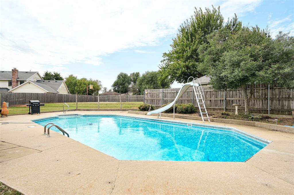 2404 SW 124th Street