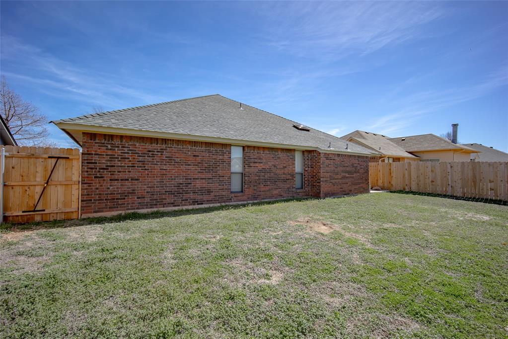 12113 Blueway Avenue