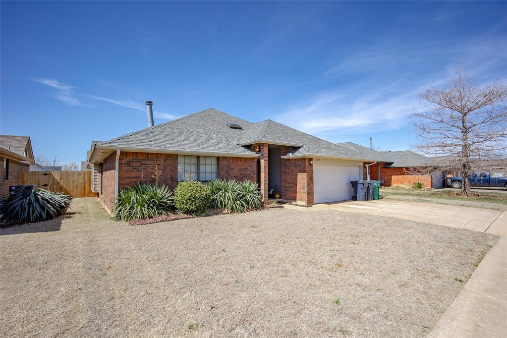 12113 Blueway Avenue