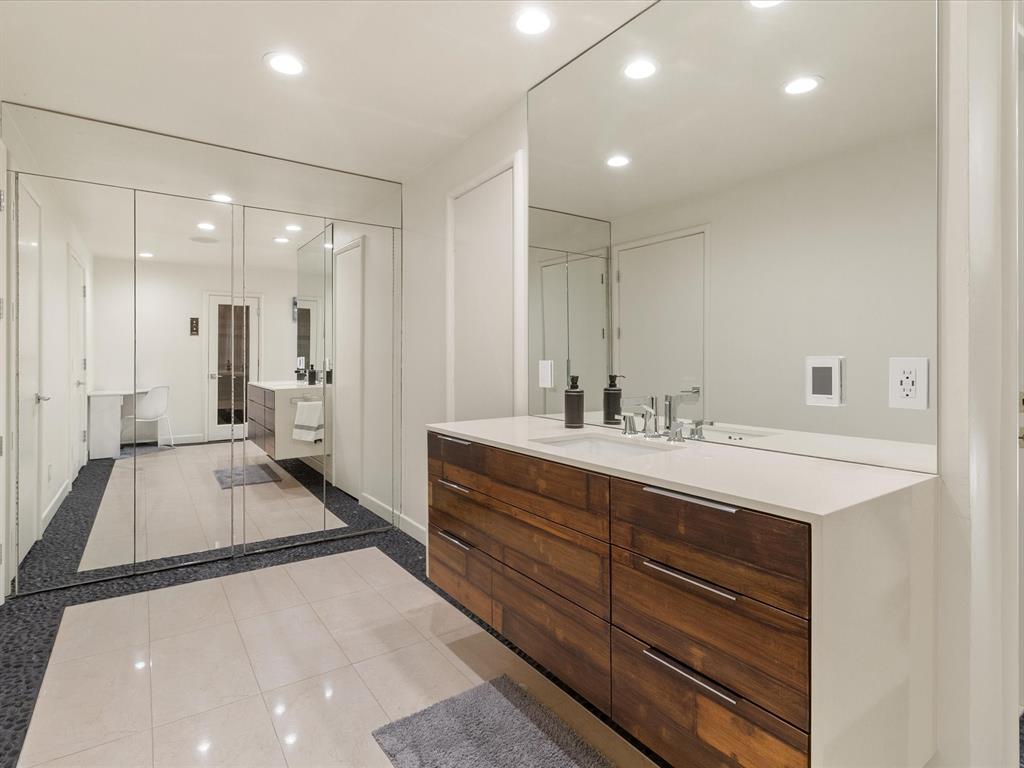 12000 Remington Road