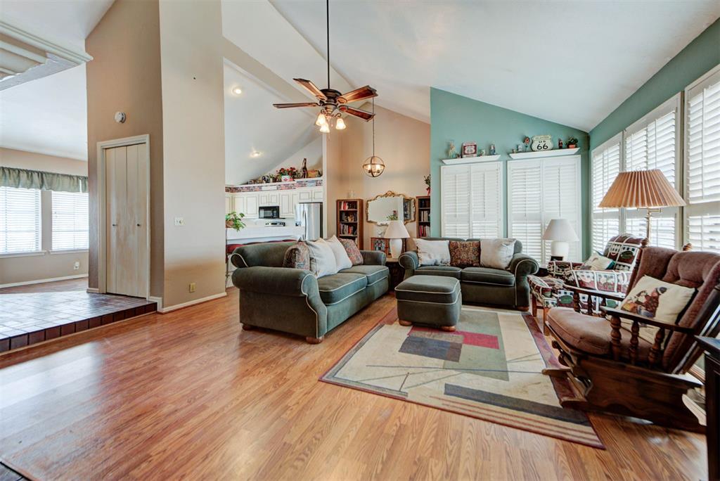 1428 WOOD DUCK Drive