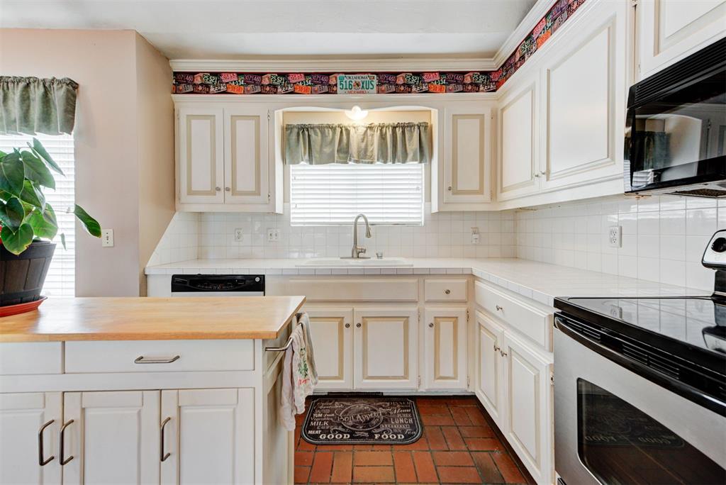 1428 WOOD DUCK Drive