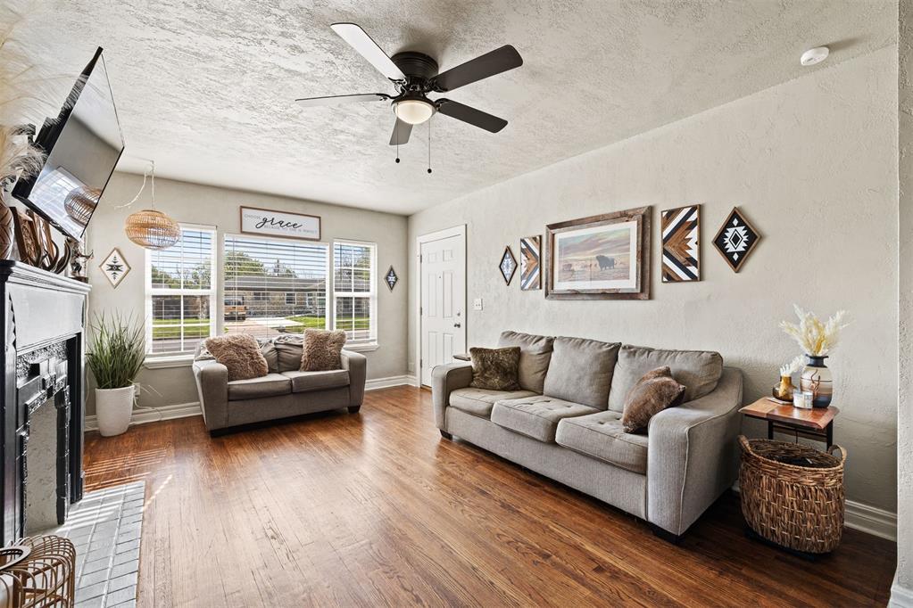 1104 S Hadden Avenue