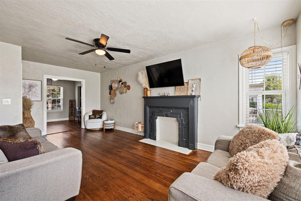 1104 S Hadden Avenue