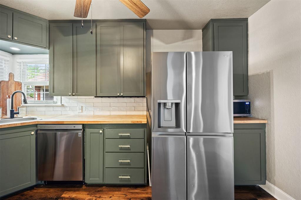 1104 S Hadden Avenue